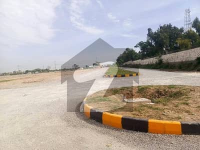 آئی ۔ 12 اسلام آباد میں 2 کمروں کا 3 مرلہ فلیٹ 57.0 لاکھ میں برائے فروخت۔