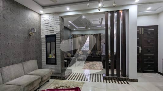 DHA Phase 6, 07 Marla, 03 Bed, Luxurious Fully Furnished Double Unit House For Rent. ORIGINAL PICS ATTACHED