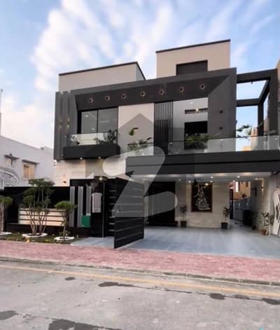 10 Marla Brand New House For Sale In Bahria Town Lahore