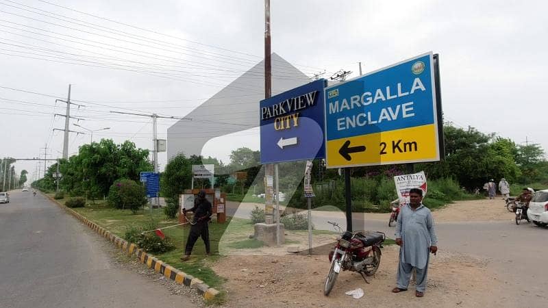 مارگلہ انکلیو مارگلہ ایونیو,اسلام آباد میں 5 مرلہ رہائشی پلاٹ 1.8 کروڑ میں برائے فروخت۔ مارگلہ انکلیو مارگلہ ایونیو,اسلام آباد میں 5 مرلہ رہائشی پلاٹ 1.8 کروڑ میں برائے فروخت۔