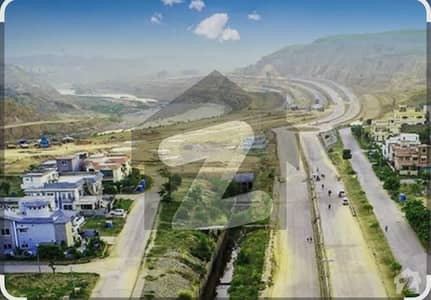 beautiful and solid 5 marla plot for sale