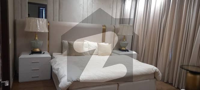 پینٹا سکوائر بائے ڈی ایچ اے لاهور ڈی ایچ اے فیز 5,ڈیفنس (ڈی ایچ اے),لاہور میں 2 کمروں کا 7 مرلہ فلیٹ 5.25 کروڑ میں برائے فروخت۔