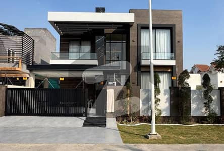 ONE KANAL ULTRA MODERN SUPER LUXURY STYLISH BUNGALOW FULLY FURNISHED FOR SALE NEAR DEFENCE RAYA REASONABLE DEAL