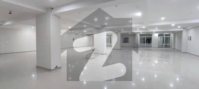 10,000 Sqft New Office Floor with Lift, Parking available for Rent