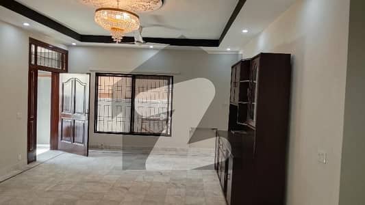 1 Kanal Beautiful Upper Portion Available For Rent In Dha Phase 4 Hot Location