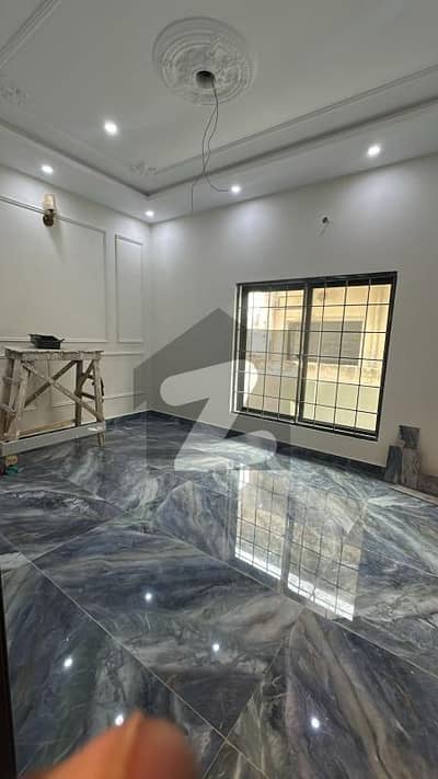 واپڈا ٹاؤن فیز 1 واپڈا ٹاؤن,لاہور میں 4 کمروں کا 1 کنال عمارت 2.5 لاکھ میں کرایہ پر دستیاب ہے۔