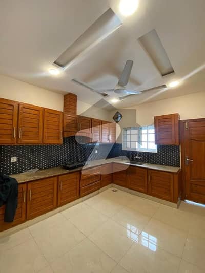 کارساز ولاز ڈی ۔ 12,اسلام آباد میں 3 کمروں کا 1 مرلہ مکان 1.3 لاکھ میں کرایہ پر دستیاب ہے۔ کارساز ولاز ڈی ۔ 12,اسلام آباد میں 3 کمروں کا 1 مرلہ مکان 1.3 لاکھ میں کرایہ پر دستیاب ہے۔