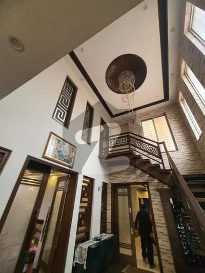 Prime Location 1 Kanal Modern House Available For Rent in DHA Phase 6