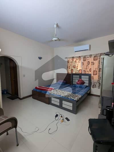 TOWN HOUSE IN CLIFTON