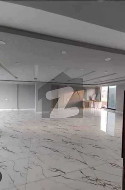 1 KANAL COMMERCIAL FLOOR FOR RENT