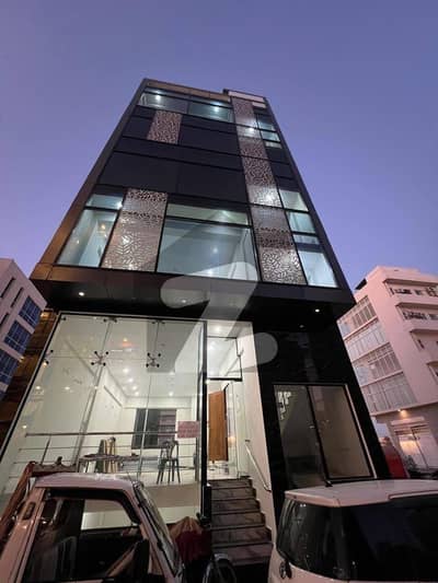 LUXURY OFFICE | 3RD FLOOR | PRIME COMMERCIAL HUB FOR RENT