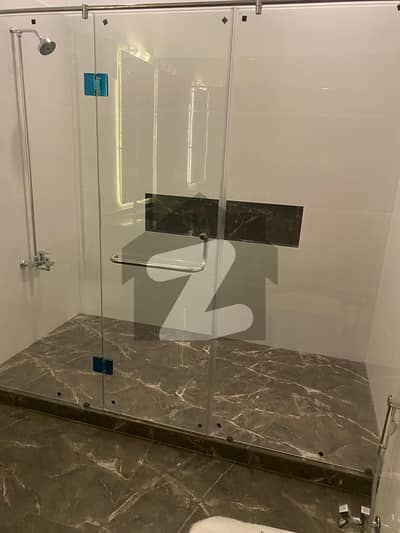 Luxury 4bed Dd Available On Rent On Main Khalid Bin Waleeed Road Stylish Big Lounge Flat And Huge Bed Room Sizes