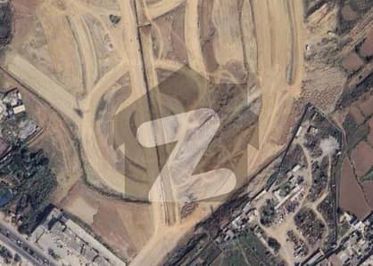 ڈی ایچ اے ڈیفینس فیز 5 ڈی ایچ اے ڈیفینس,اسلام آباد میں 8 مرلہ کمرشل پلاٹ 8.5 کروڑ میں برائے فروخت۔