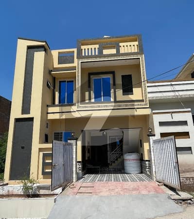 ائیرپورٹ ہاؤسنگ سوسائٹی - سیکٹر 4 ائیرپورٹ ہاؤسنگ سوسائٹی,راولپنڈی میں 3 کمروں کا 5 مرلہ مکان 1.6 کروڑ میں برائے فروخت۔