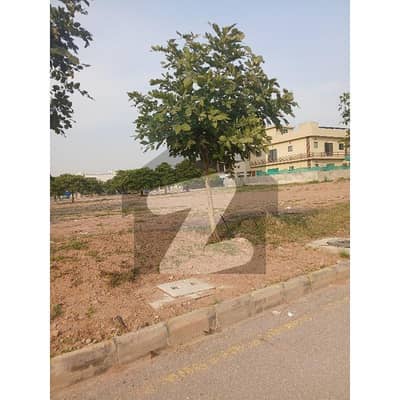10 Marla Level Plot Near To Masjid On Ideal Location