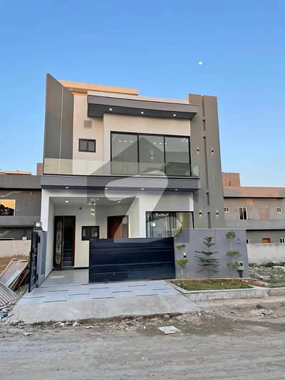 فیصل ٹاؤن فیز 1 - بلاک سی فیصل ٹاؤن فیز 1,فیصل ٹاؤن - ایف ۔ 18,اسلام آباد میں 6 کمروں کا 5 مرلہ مکان 95.0 ہزار میں کرایہ پر دستیاب ہے۔