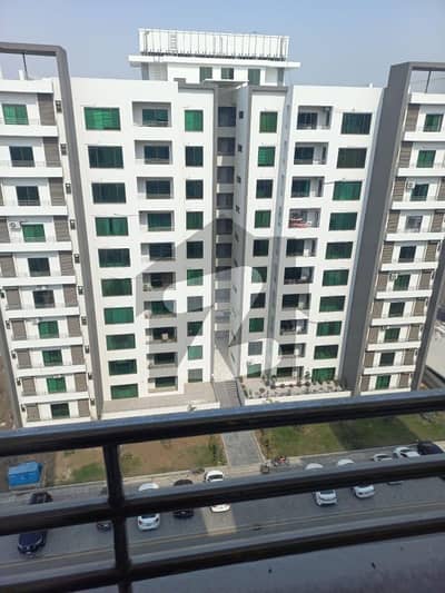 12 Marla Brand New 4 Bedroom Apartments Ringroad View