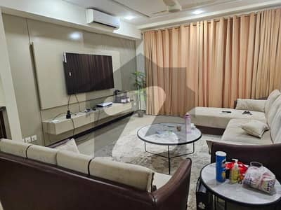 عمار کورل ٹاورز امارکریسنٹ بے,ڈی ایچ اے فیز 8,ڈی ایچ اے ڈیفینس,کراچی میں 2 کمروں کا 8 مرلہ فلیٹ 3.5 لاکھ میں کرایہ پر دستیاب ہے۔