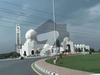 لیک سٹی ۔ سیکٹر ایم ۔ 5 لیک سٹی,رائیونڈ روڈ,لاہور میں 1 کنال رہائشی پلاٹ 2.95 کروڑ میں برائے فروخت۔