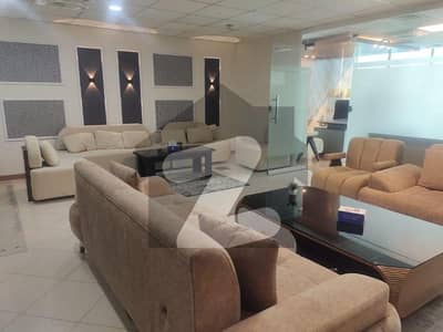 آئی ایس ای ٹاور جناح ایوینیو,اسلام آباد میں 6 مرلہ Studio دفتر 5.4 لاکھ میں کرایہ پر دستیاب ہے۔