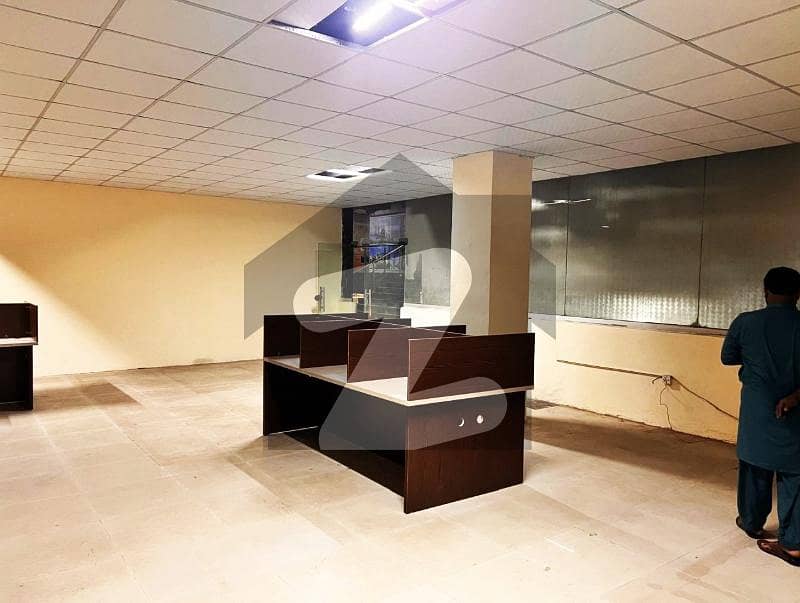 1300 Sqft Well Maintained Office Real Pics Main Boulevard Gulberg Reasonable Rent 1300 Sqft Well Maintained Office Real Pics Main Boulevard Gulberg Reasonable Rent