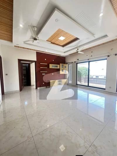 Beautiful Upper Renovated Portion Available For Rent