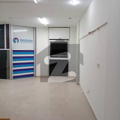 Office for rent 1000 sqft