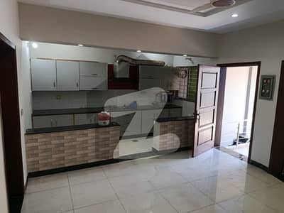 جوہر ٹاؤن فیز 1 جوہر ٹاؤن,لاہور میں 5 کمروں کا 5 مرلہ مکان 2.55 کروڑ میں برائے فروخت۔