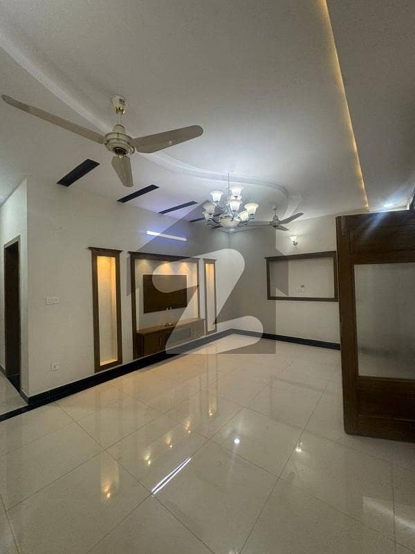 جی ۔ 11/3 جی ۔ 11,اسلام آباد میں 2 کمروں کا 7 مرلہ فلیٹ 1.25 لاکھ میں کرایہ پر دستیاب ہے۔ جی ۔ 11/3 جی ۔ 11,اسلام آباد میں 2 کمروں کا 7 مرلہ فلیٹ 1.25 لاکھ میں کرایہ پر دستیاب ہے۔