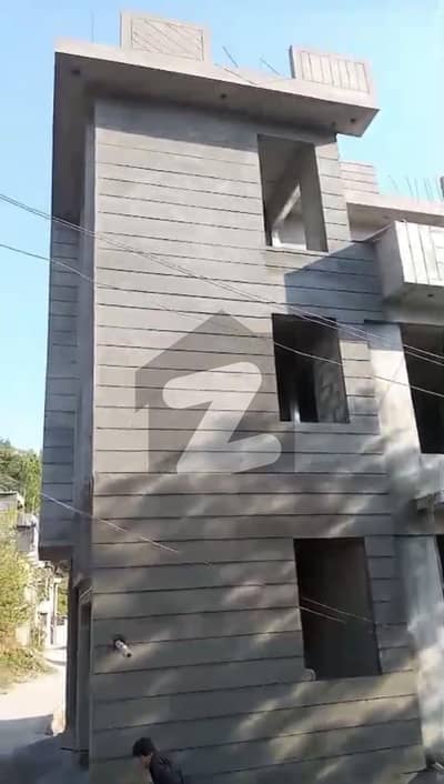 Awan Arcade Commercial+ Residential Building Available For RENT Upper Cahtter Ward No. 06