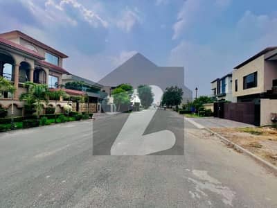 10 Marla Corner Plot for Sale in Lake City Sector M5