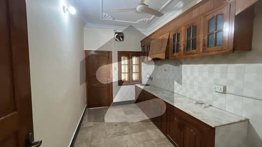 ڈی ۔ 17 اسلام آباد میں 5 کمروں کا 9 مرلہ مکان 1.0 لاکھ میں کرایہ پر دستیاب ہے۔