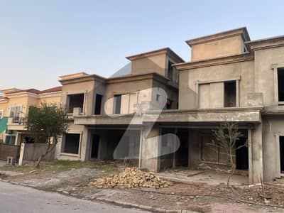 10 Marla Gray Structure House For Sale Sector M Bahria Enclave Islamabad