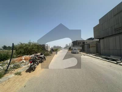 ڈی ایچ اے فیز 8 ڈی ایچ اے ڈیفینس,کراچی میں 1 کنال رہائشی پلاٹ 12.6 کروڑ میں برائے فروخت۔