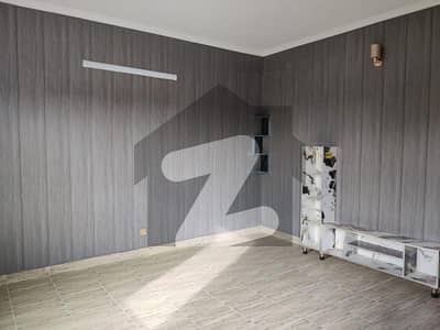 خیابانِ امین لاہور میں 2 کمروں کا 5 مرلہ فلیٹ 36.0 لاکھ میں برائے فروخت۔