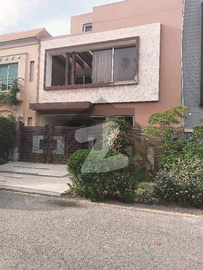 بحریہ نشیمن لاہور میں 3 کمروں کا 5 مرلہ مکان 65.0 ہزار میں کرایہ پر دستیاب ہے۔