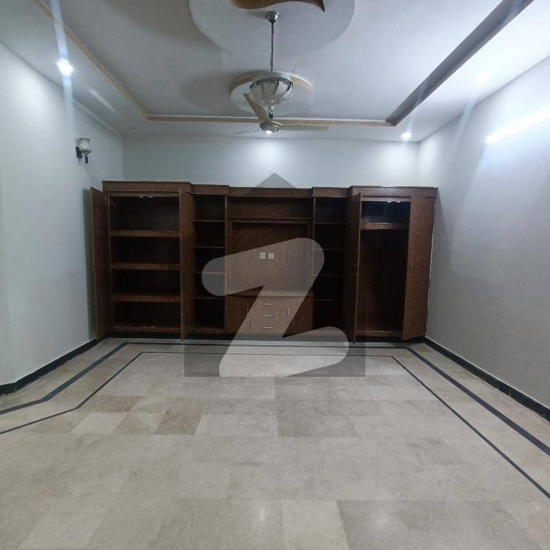 30x70 Upper Portion Available For Rent In G 14/4 30x70 Upper Portion Available For Rent In G 14/4