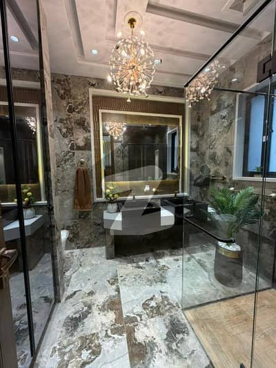 10 Marla Upper Portion For Rent In Janiper Block Bahria Town Lahore