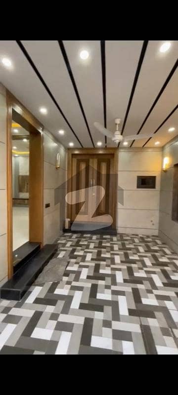 بحریہ ٹاؤن - جناح ایکسٹینشن بلاک بحریہ ٹاؤن سیکٹر ای,بحریہ ٹاؤن,لاہور میں 3 کمروں کا 5 مرلہ مکان 85.0 ہزار میں کرایہ پر دستیاب ہے۔