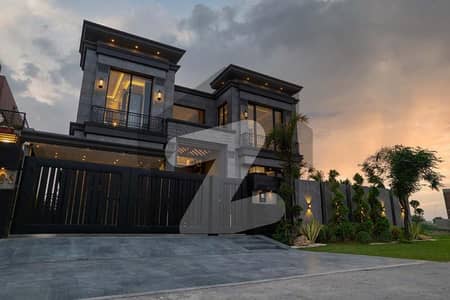 100% ORIGNAL KANAL EYE CATCHING SUPERB LUXURY BUNGALOW FOR SALE ON TOP LOCATION 100% ORIGNAL KANAL EYE CATCHING SUPERB LUXURY BUNGALOW FOR SALE ON TOP LOCATION