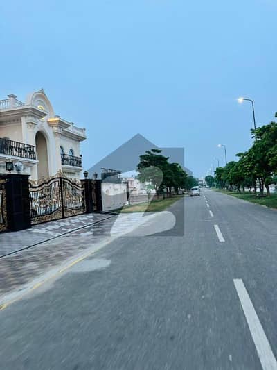 10 MARLA ROSE FACING KANAL PLOTS VIP HOT LOCATION DEVELOPED AREA