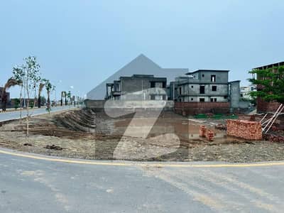 IMPERIAL BLOCK 10 MARLA PLOT HOT LOCATION