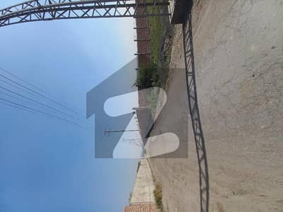 ما نگا - رائیونڈ روڈ لاہور میں 104 کنال Studio مکان 52.0 کروڑ میں برائے فروخت۔