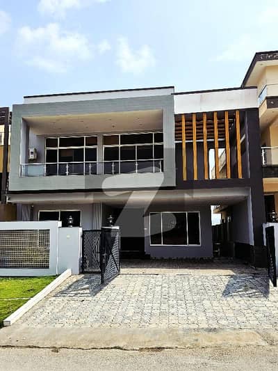 Premium Living: 40x80 Designer House in Faisal Hills Executive Block