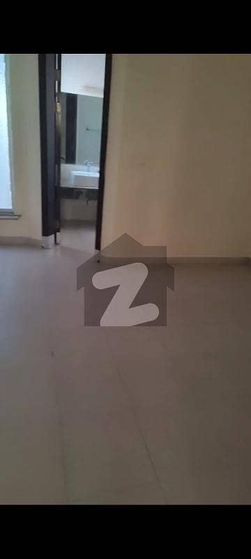 بحریہ ٹاؤن - پریسنٹ 2 بحریہ ٹاؤن کراچی,کراچی میں 3 کمروں کا 8 مرلہ مکان 2.5 کروڑ میں برائے فروخت۔