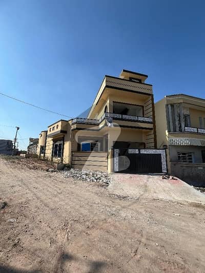 Airport Housing Society Man 40 Fit Street 5 Marla 2.7 Storey House Available For Sale  3 Bedroom Attach Bathroom Double During Dining TV Lounge Kitchen