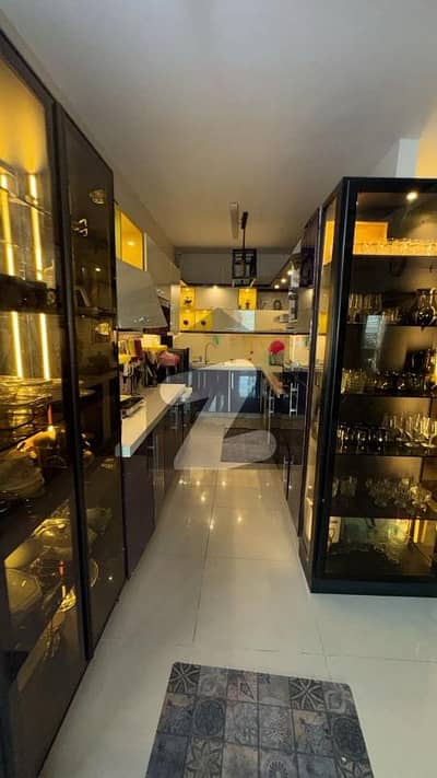 FLAT AVAILABLE FOR RENT IN HIGH-RISE APARTMENT