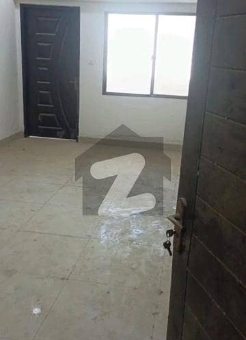 کمانڈر اینکلیو گداپ روڈ,کراچی میں 2 کمروں کا 4 مرلہ فلیٹ 75.0 لاکھ میں برائے فروخت۔