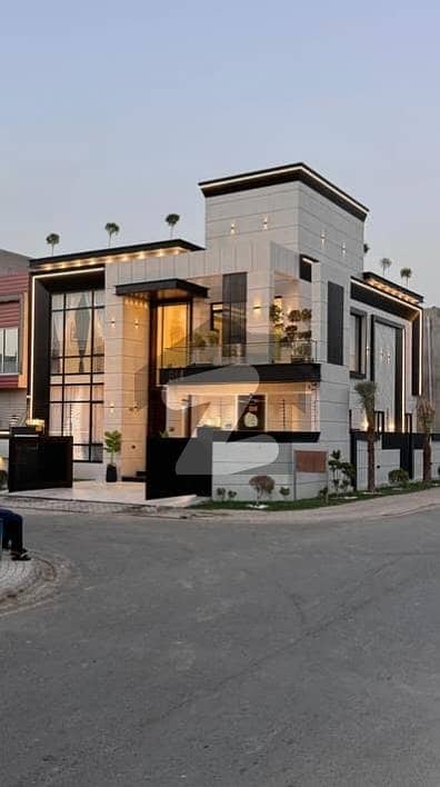 8 Marla Brand New First Entry Corner Lower Portion Separate Entrance For Rent Near Wapda Town Lahore.