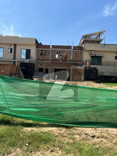 umer block plot namber 436 7 Marla p. u. piad  bahria town phase 8